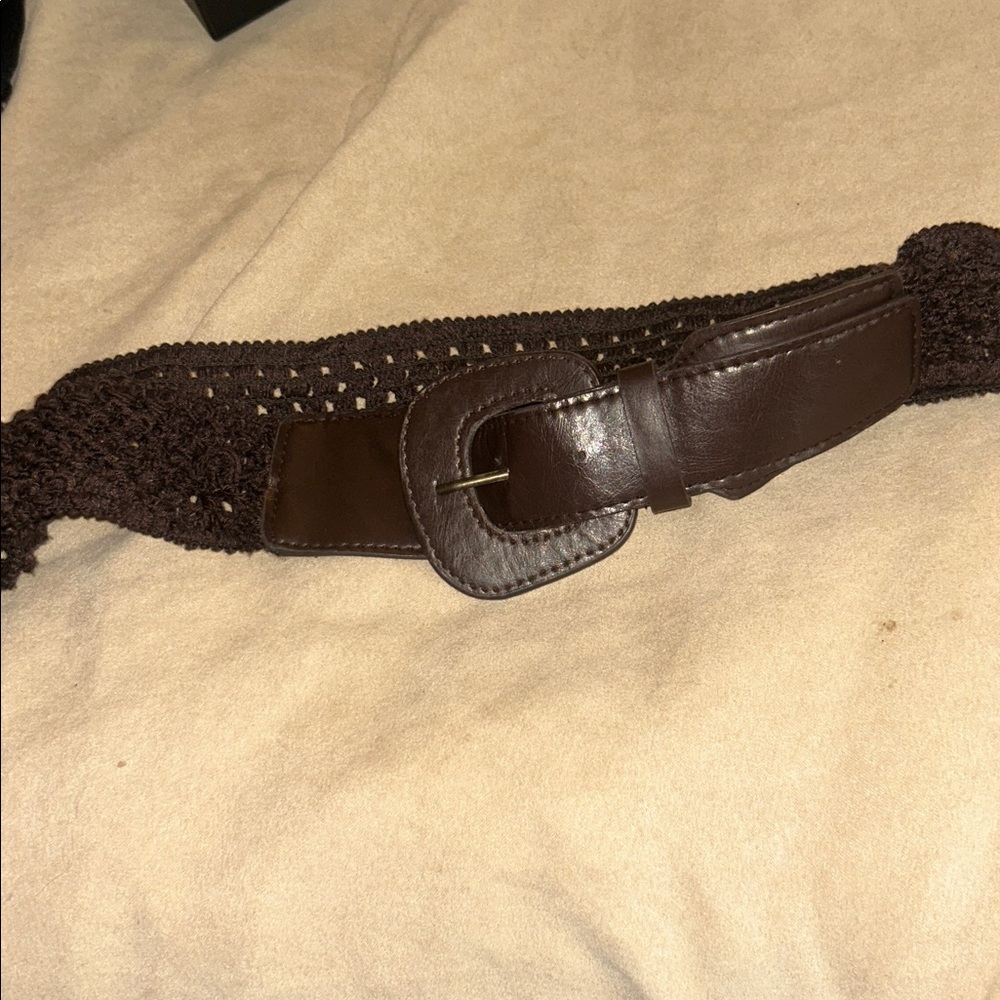 Women’s Brown Leather Belt